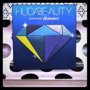 Huda Beauty Sapphire Obsession Eye Palette
